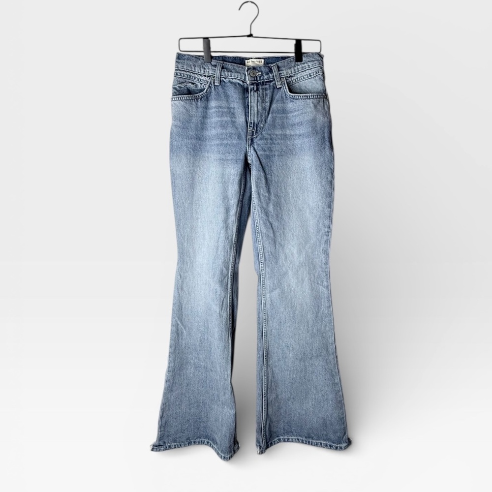 We The Free Flare Distressed‎ Denim Size 27 (H)